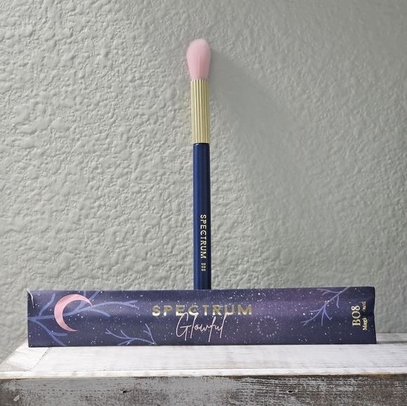 ๐ 4 for $25 ๐ SPECTRUM COLLECTIONS MAGIC WAND HIGHLIGHTER BRUSH - Picture 4 of 6
